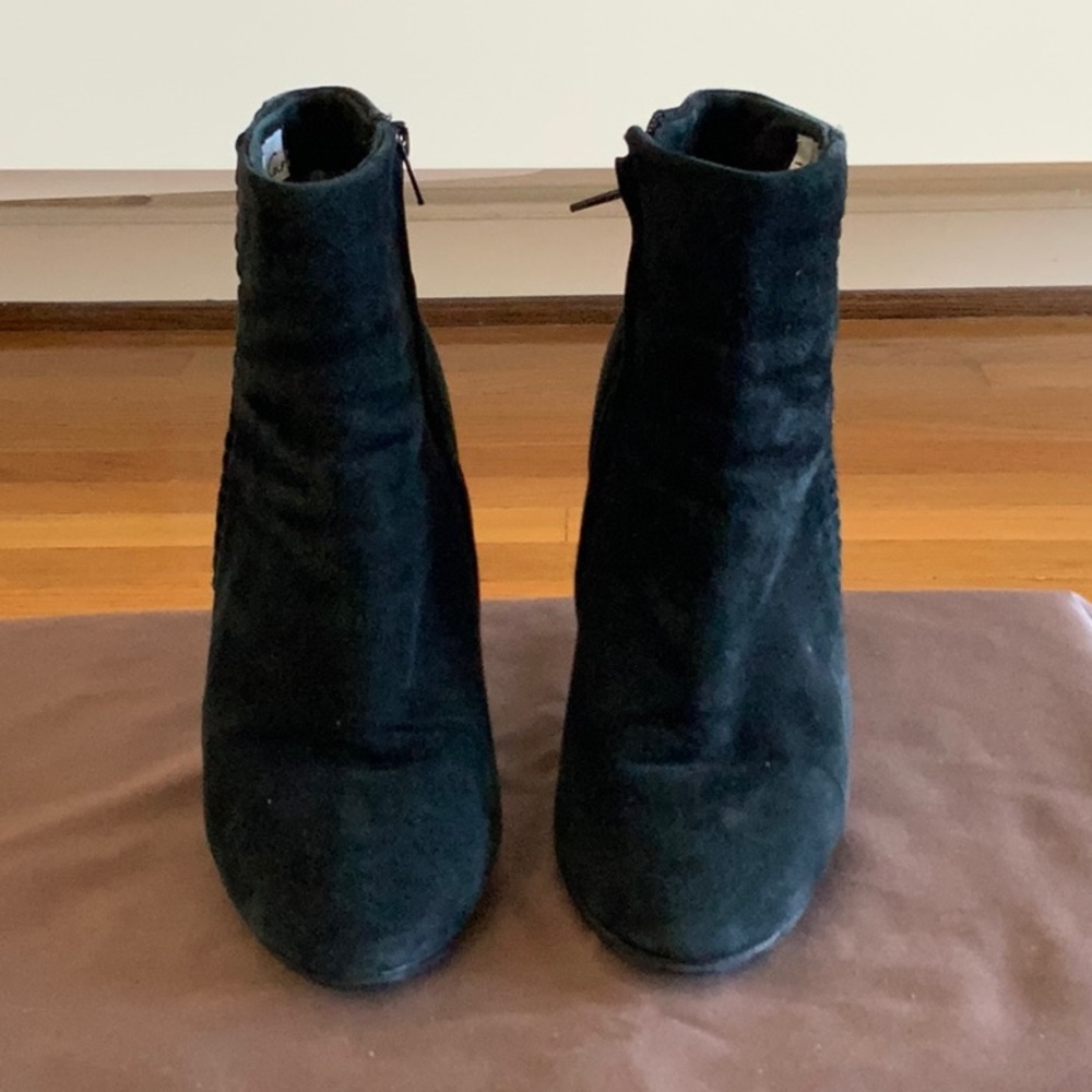 Suede bootie